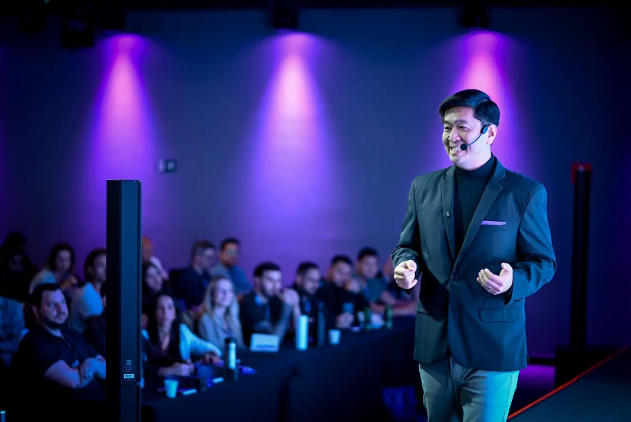 Vitor Kosaka no palco